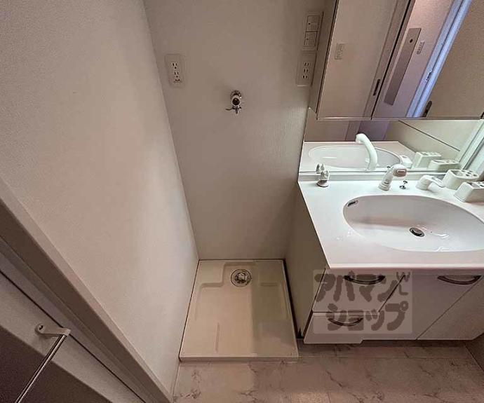 【コモド御所南】間取