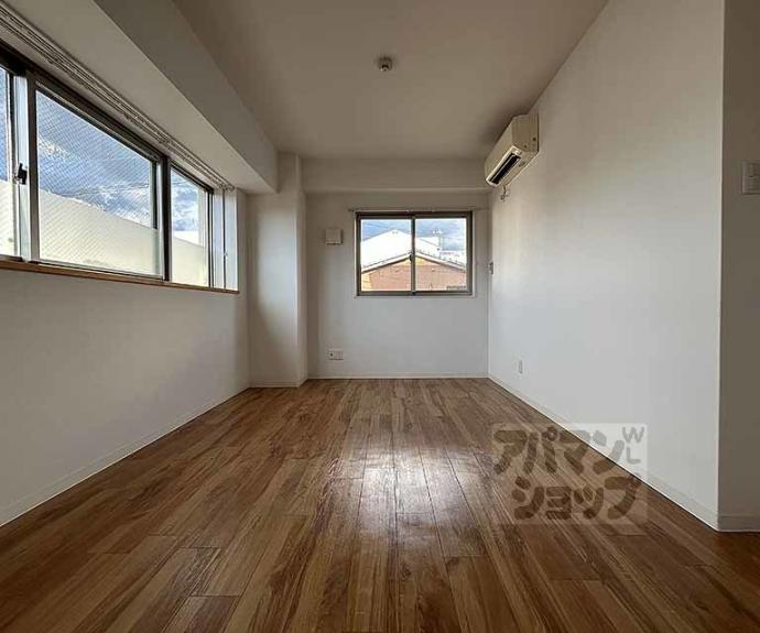 【コモド御所南】間取