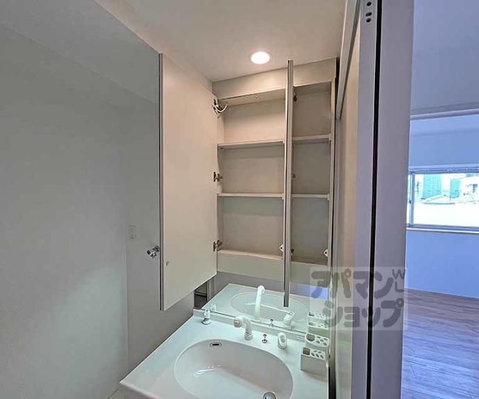 【コモド御所南】間取