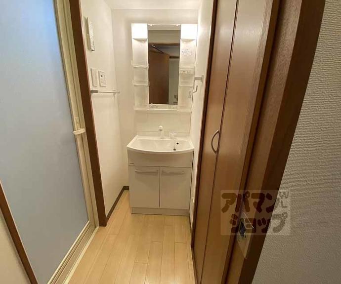 【アーバネックス東山三条】間取