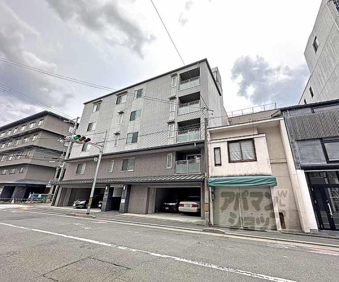 【エターナル高辻】間取