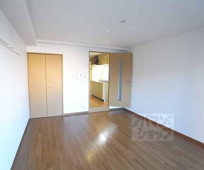 【エターナル高辻】間取