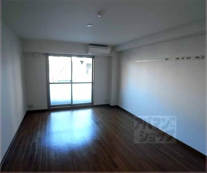 【エターナル高辻】間取