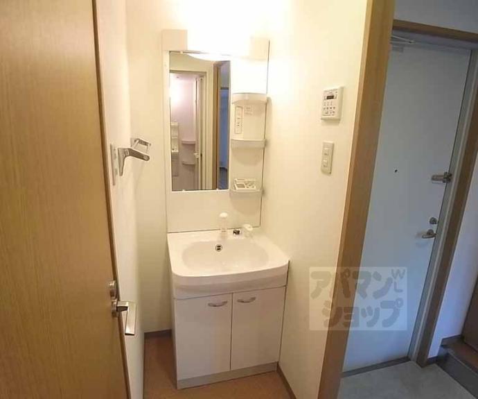 【エターナル高辻】間取