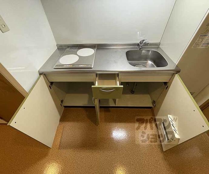 【エターナル高辻】間取