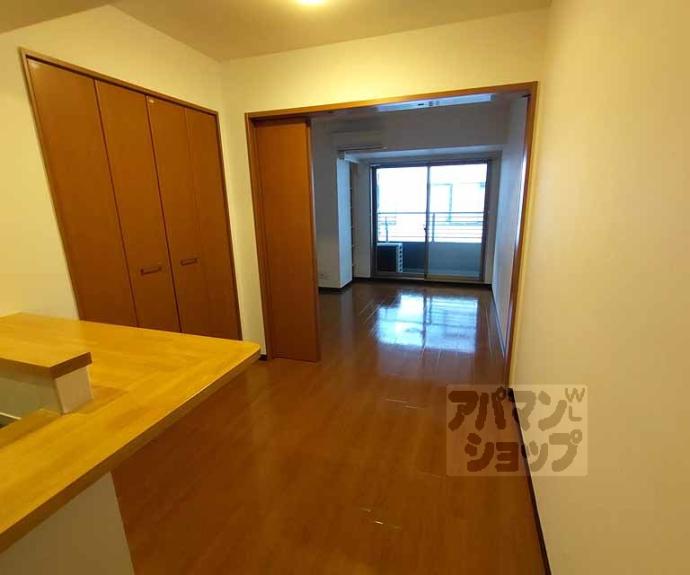 【アドバンス京都烏丸グルーブ】間取