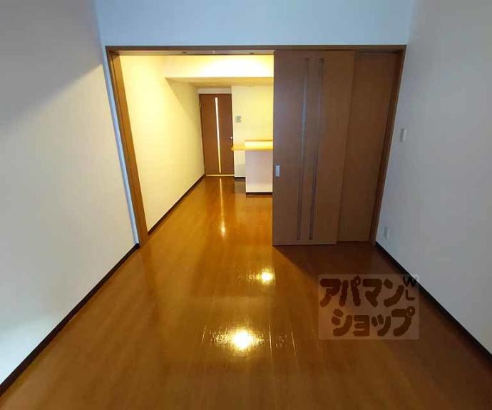 【アドバンス京都烏丸グルーブ】間取