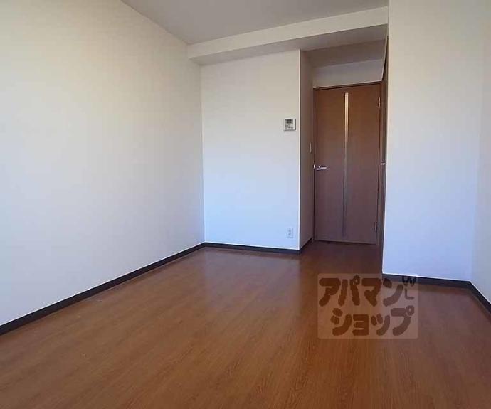 【アドバンス京都烏丸グルーブ】間取