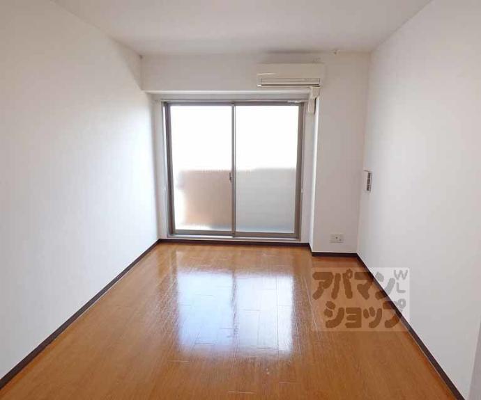 【アドバンス京都烏丸グルーブ】間取