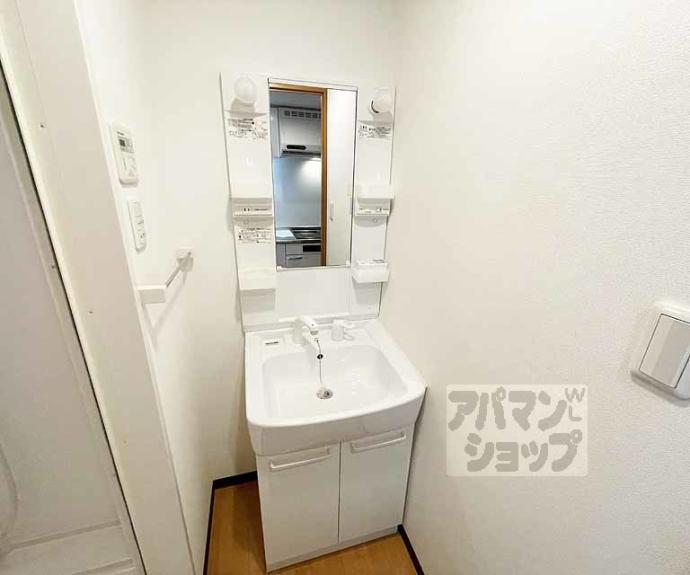 【アドバンス京都烏丸グルーブ】間取