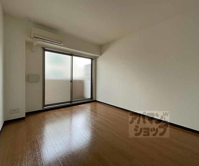 【アドバンス京都烏丸グルーブ】間取