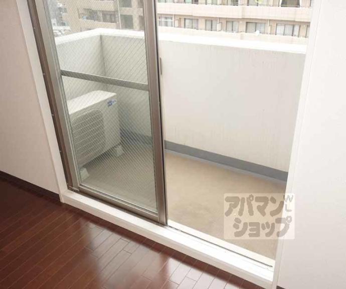 【エステムプラザ京都烏丸五条】間取