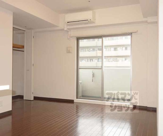 【エステムプラザ京都烏丸五条】間取