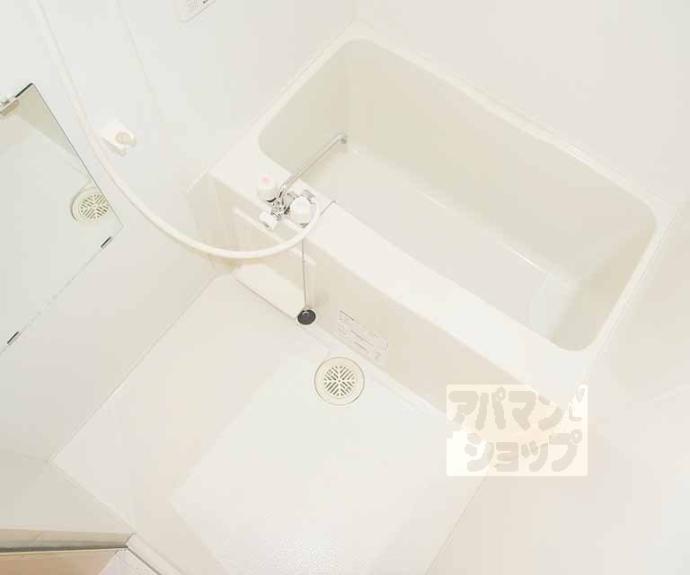 【メディナ西大路ＩＩ】間取