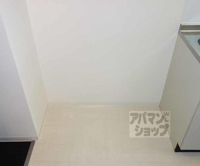 【エリーフラッツ桂南】間取