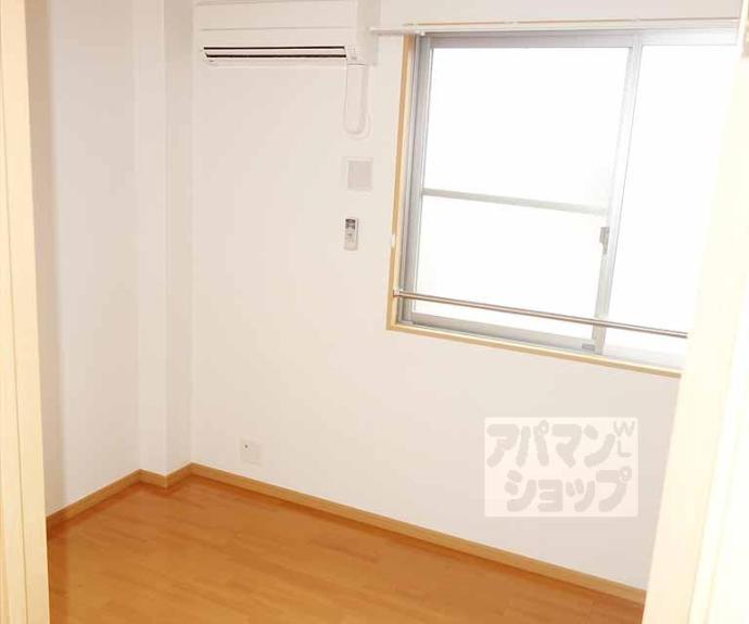 【メゾン　グラース京都十条】間取