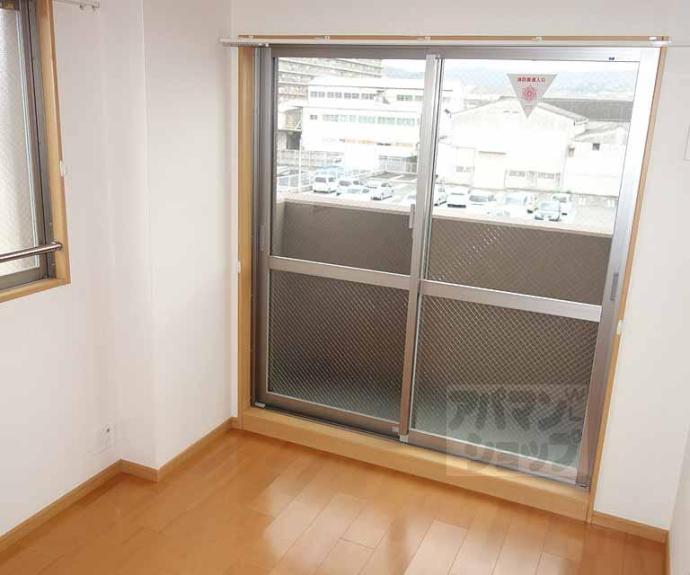 【メゾン　グラース京都十条】間取