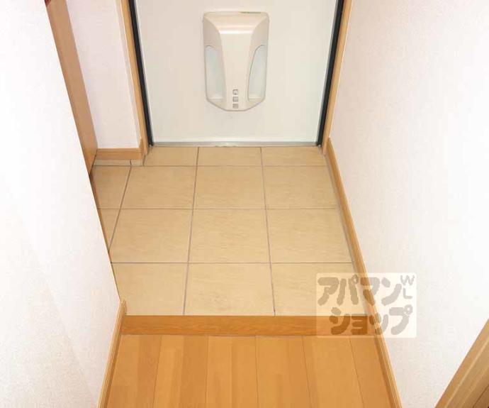 【メゾン　グラース京都十条】間取