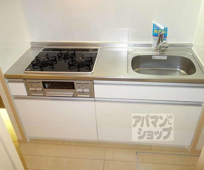 【プラシード鳥羽Ⅰ・Ⅱ】間取