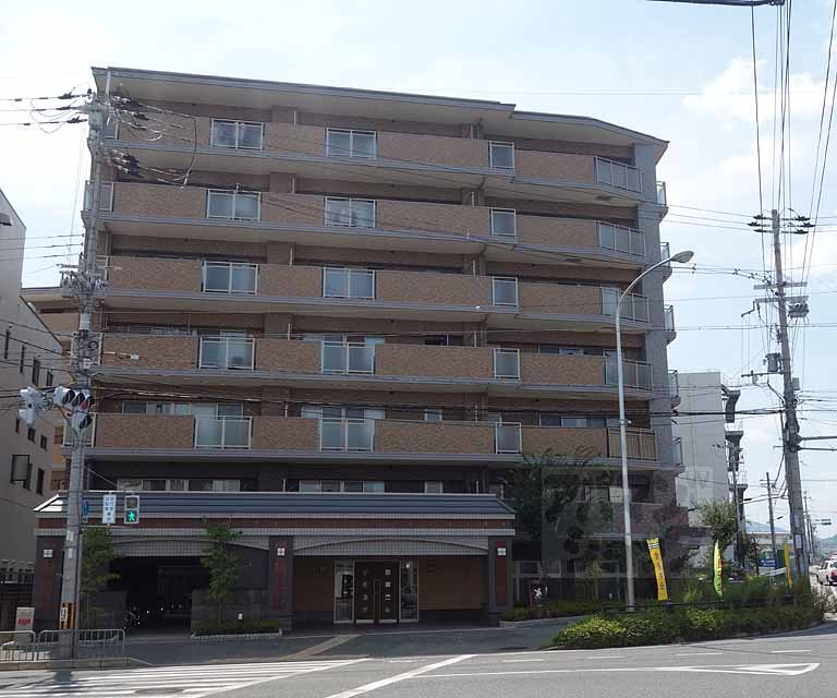 パデシオン西京極