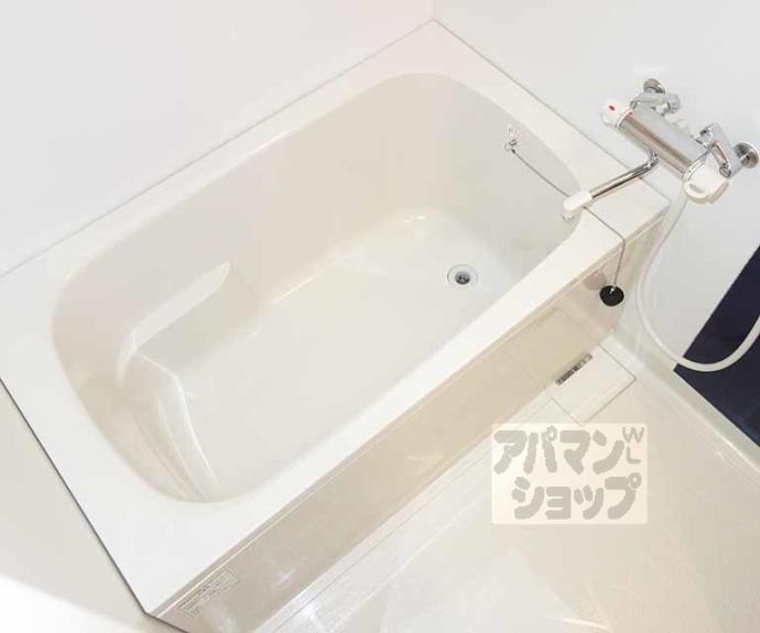 【アンダンテ烏丸七条】間取