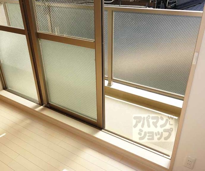 【アンダンテ烏丸七条】間取