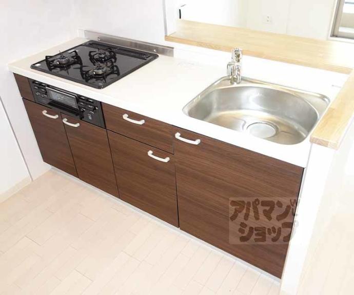 【Ａｎ・Ｄａｎ・ｔｅ烏丸七条】間取