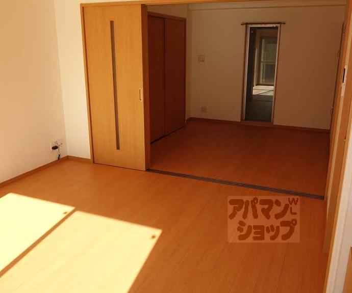 【プロシード西大路】間取