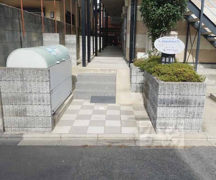 【レオパレス西七条】間取