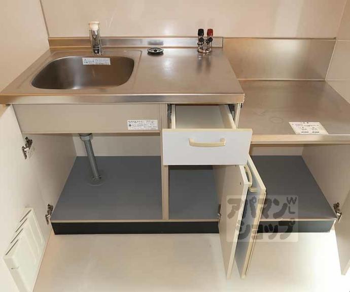 【エスタシオンデ山科三品】間取