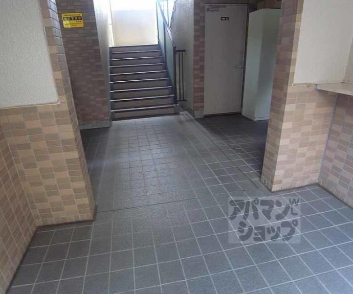 【ハーティス山科御陵A棟】間取