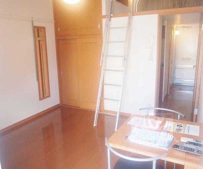 【西大路マンション】間取