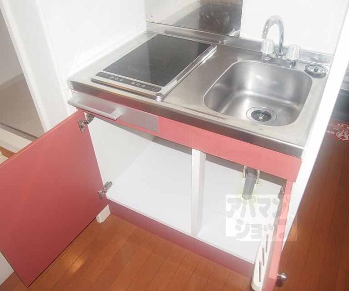 【西大路マンション】間取