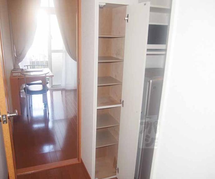 【西大路マンション】間取