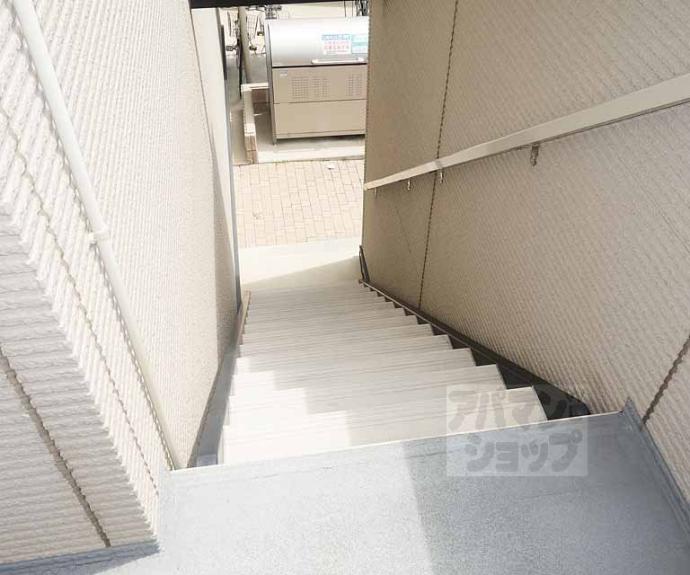 【レオパレスダボス】間取