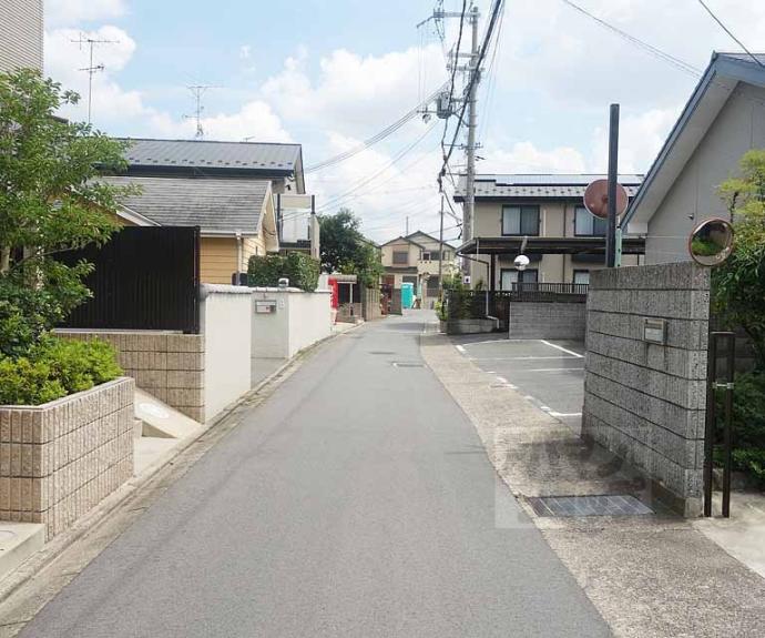 【レオパレスラ　ホヤ】間取