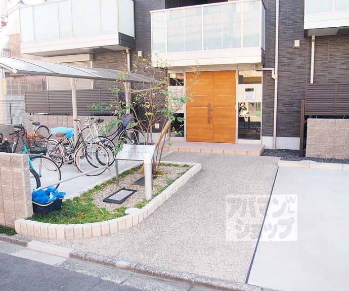 【グレース西七条】間取
