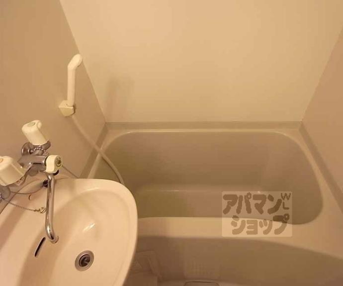 【レオパレスグローバルⅡ】間取