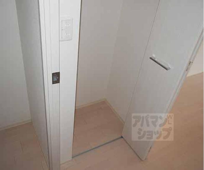 【スワンズ京都七条リベルタ】間取