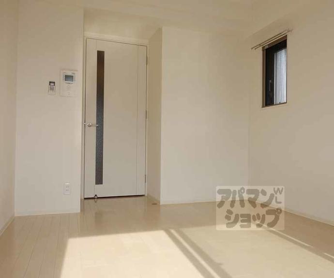 【スワンズ京都七条リベルタ】間取