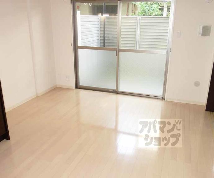 【カサドラーダ九条烏丸】間取