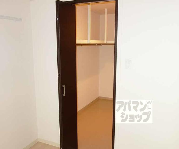 【カサドラーダ九条烏丸】間取