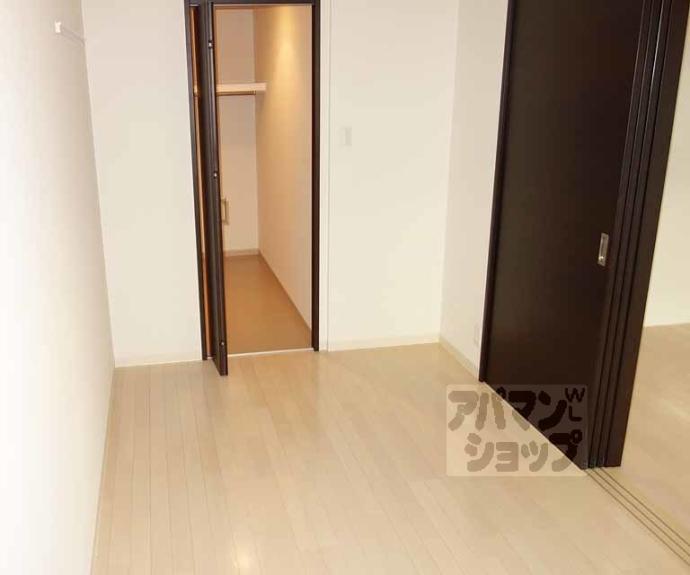 【カサドラーダ九条烏丸】間取