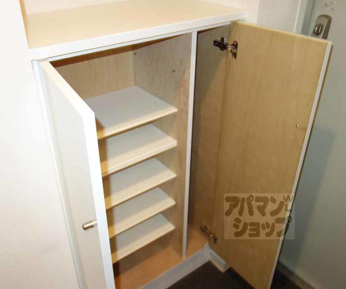 【カサドラーダ九条烏丸】間取