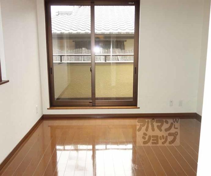 【ラーク】間取