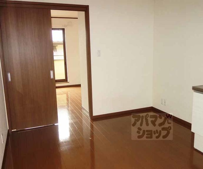 【ラーク】間取