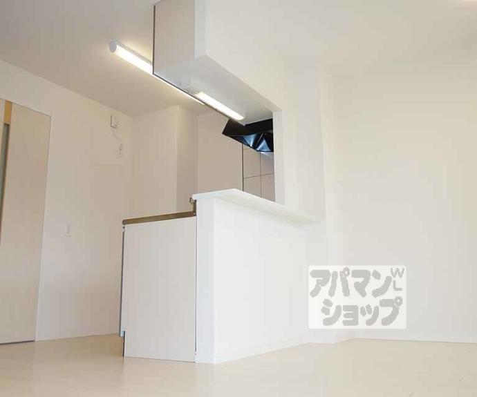 【アジュールコート久世】間取