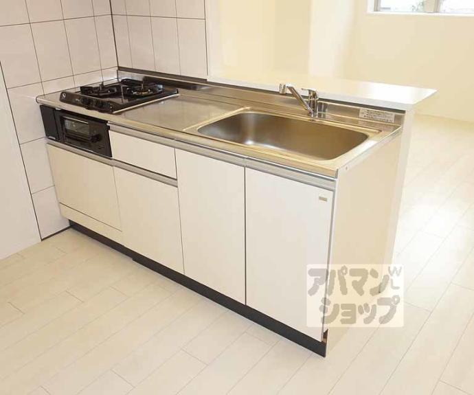 【アジュールコート久世】間取