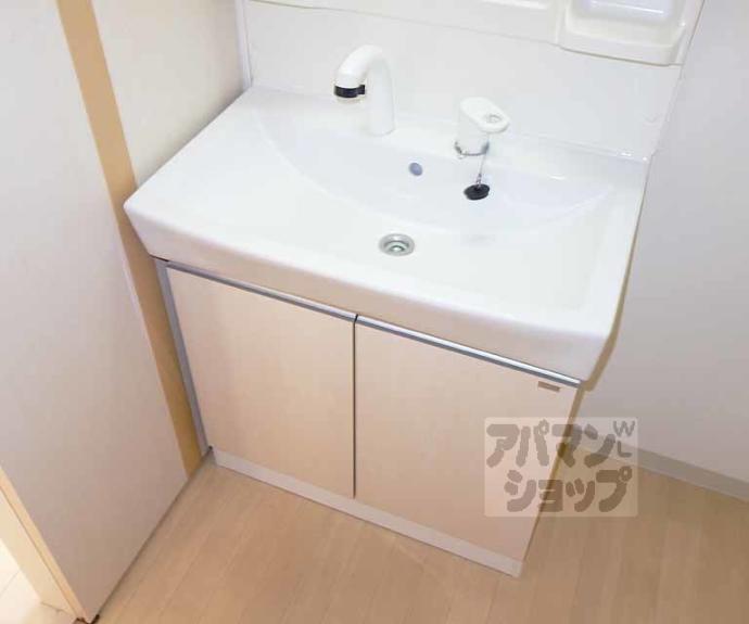 【アジュールコート久世】間取