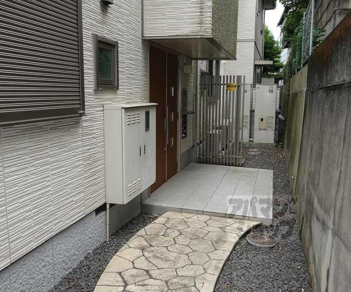 【コンフォール　ドミール】間取